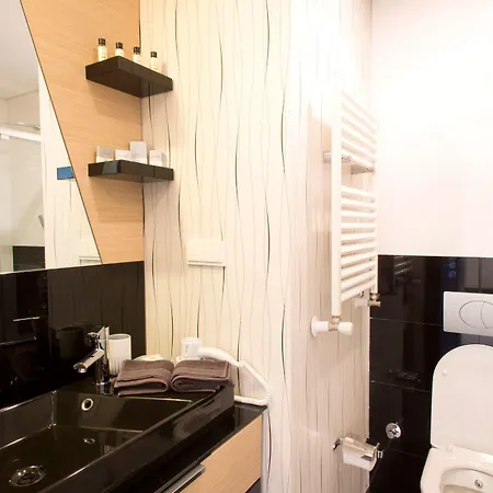 Platform Merter Apartahotel Estambul