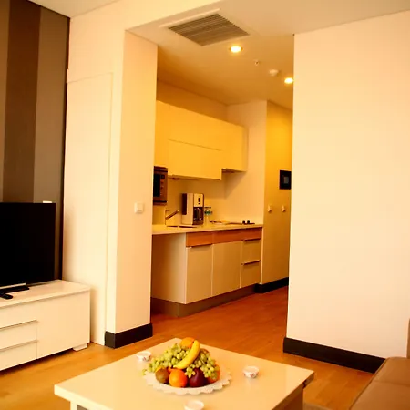 Aparthotel Platform Merter 2*