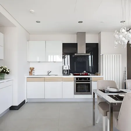 Apart-hotel Platform Merter 2*